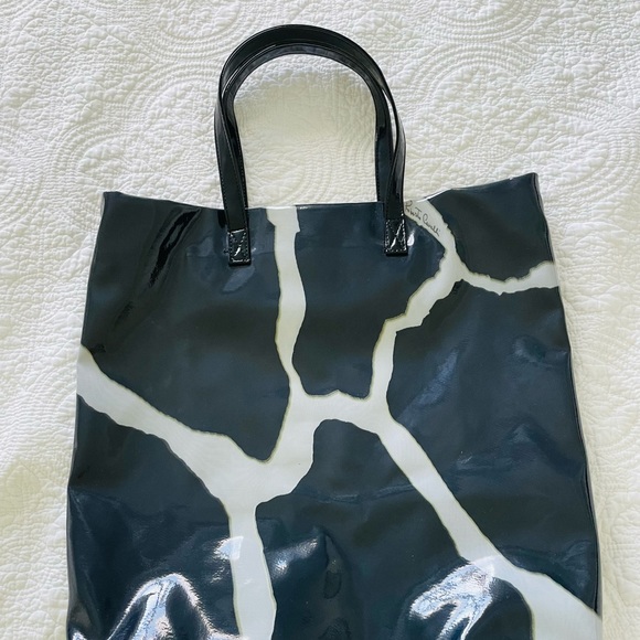 New authentic Roberto Cavalli handbag. Open top with a magnetic clip. Unisex. - Picture 8 of 9